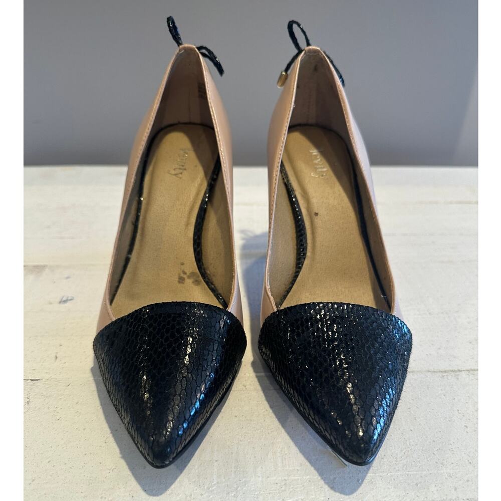 Levity Jalone Leather Tan Black Color Block Leather Stiletto Heels 7 Bow Detail
